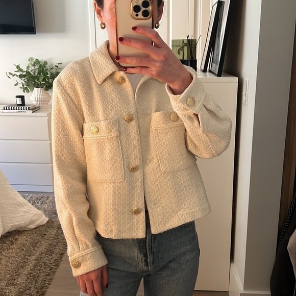 Zara Gold Button Textured Business Casual Jacket SIZE(XS)🤍 - Picture 4 of 6